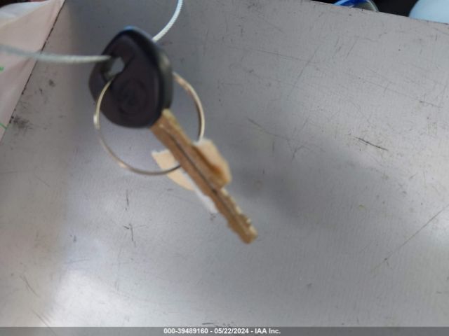 JTDKDTB34F1587215 Toyota Prius C One