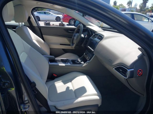 SAJAD4FX3KCP53108 Jaguar Xe 25t Premium