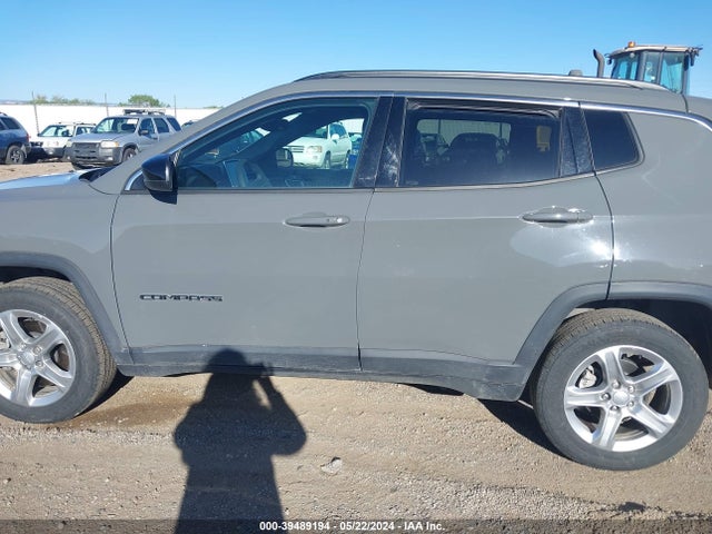 Jeep Compass Latitude 4x4 2024 3C4NJDBN3RT595607 Image 14