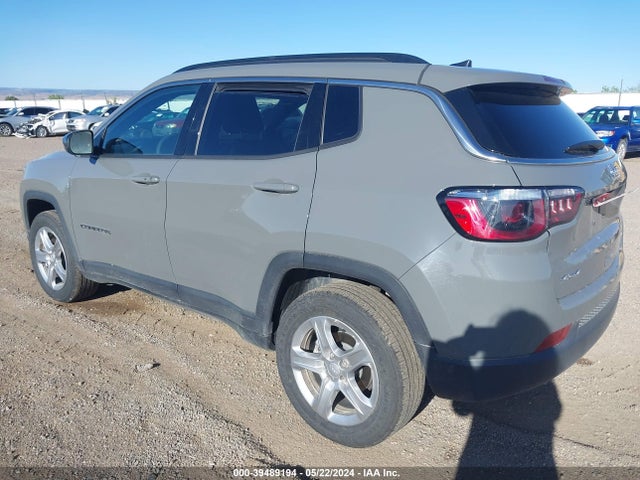 Jeep Compass Latitude 4x4 2024 3C4NJDBN3RT595607 Image 3