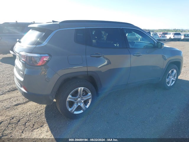 Jeep Compass Latitude 4x4 2024 3C4NJDBN3RT595607 Image 4