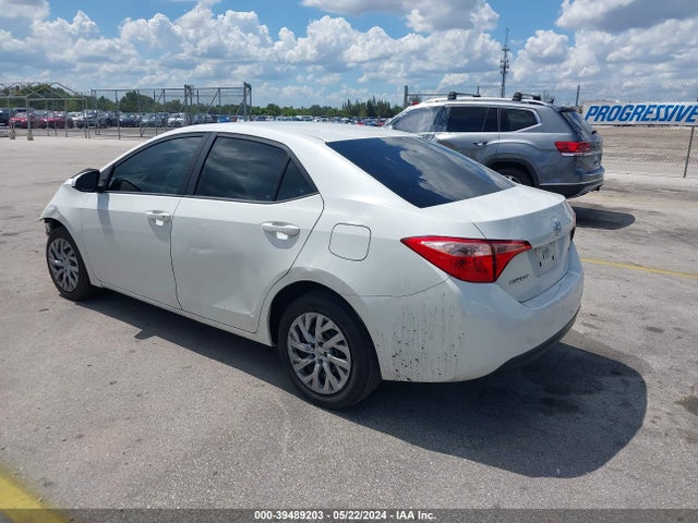 Toyota COROLLA LE 2019 5YFBURHEXKP923161 Image 3