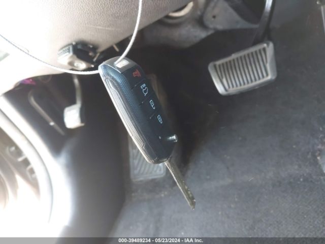KNDPB3ACXF7699639 KIA Sportage Lx