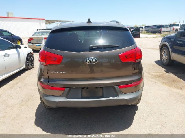KNDPB3ACXF7699639 KIA Sportage Lx