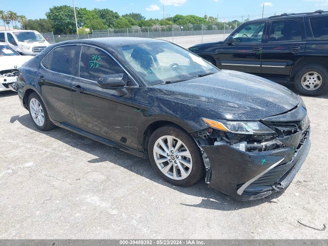 Toyota CAMRY LE 2023 4T1C11AK1PU784249 головне зображення
