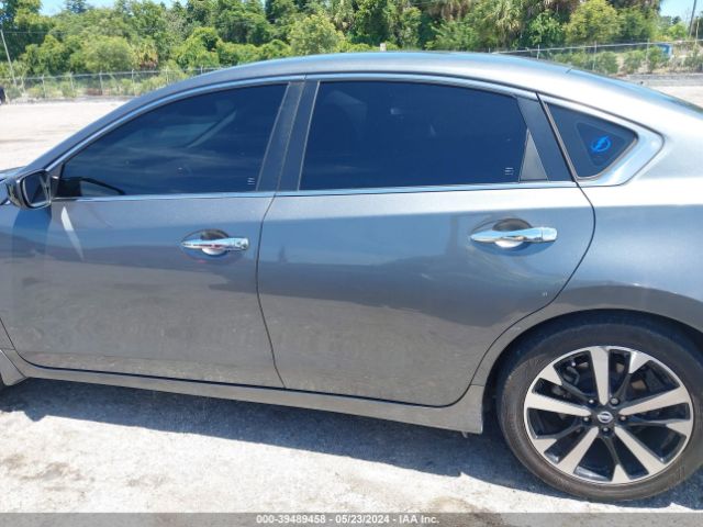 1N4AL3AP2JC142154 Nissan Altima 2.5 Sr