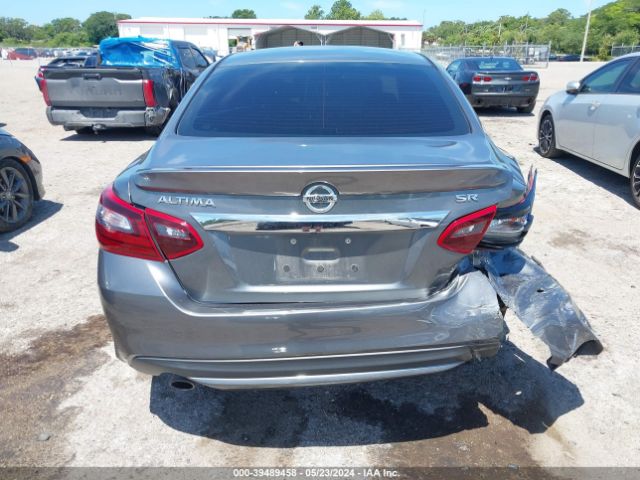 1N4AL3AP2JC142154 Nissan Altima 2.5 Sr