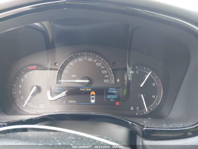 1GYKNARS0JZ147432 Cadillac Xt5 Standard