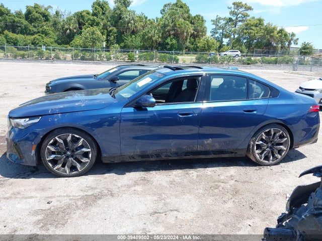 BMW 530 I 2024 WBA43FJ03RCS17397 Image 13