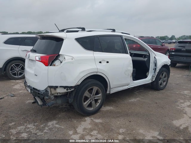 Toyota Rav4 Xle 2015 JTMWFREV9FD069319 Image 4