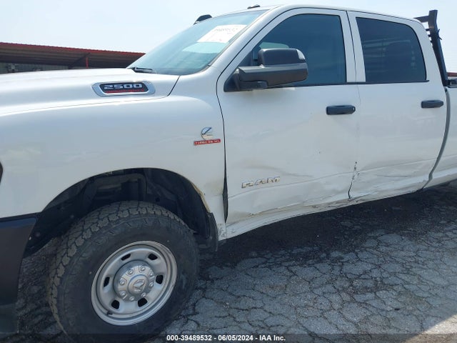 RAM 2500 Tradesman  4x4 8' Box 2022 3C6UR5HL5NG202538 Image 6