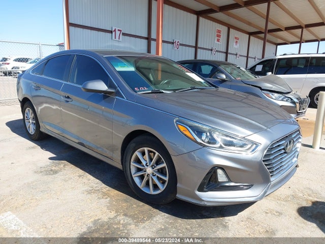 Hyundai SONATA SE 2018 5NPE24AF8JH725134 Image 1