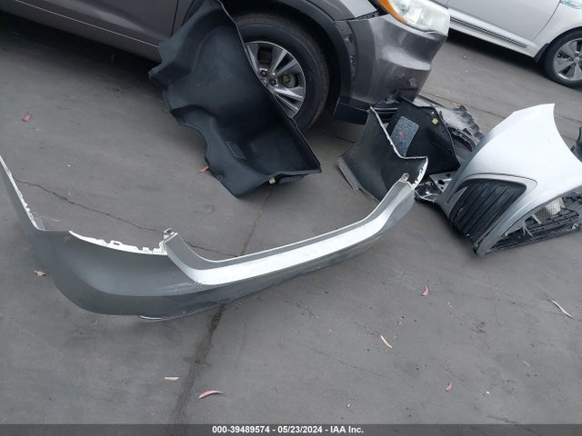 Toyota CAMRY LE 2022 4T1C11AK4NU672669 Image 18