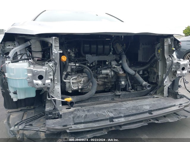 Toyota CAMRY LE 2022 4T1C11AK4NU672669 Image 6