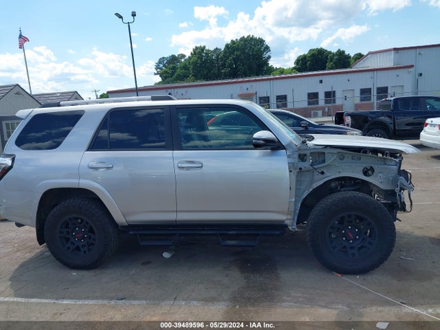 Toyota 4runner Sr5 Premium 2022 JTEFU5JR8N5257096 Image 14