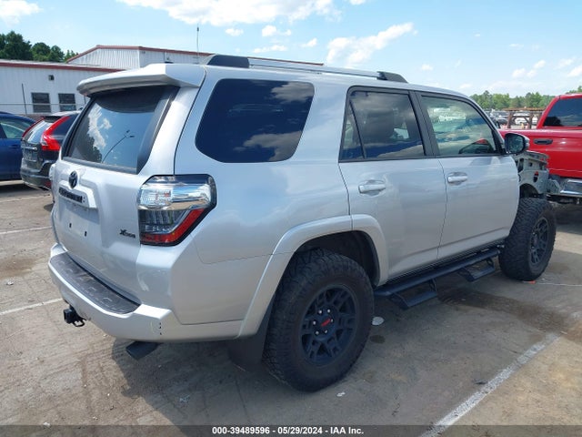 Toyota 4runner Sr5 Premium 2022 JTEFU5JR8N5257096 Image 4
