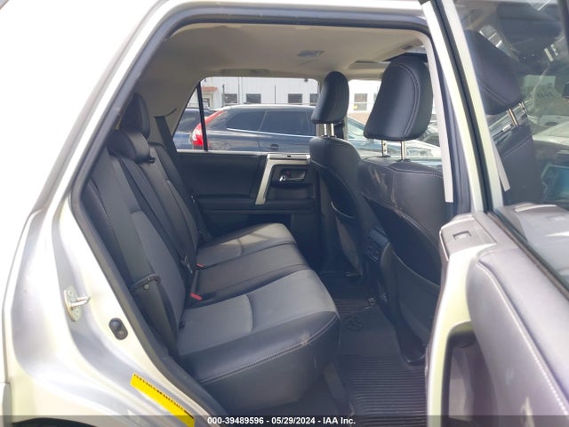 Toyota 4runner Sr5 Premium 2022 JTEFU5JR8N5257096 Image 8