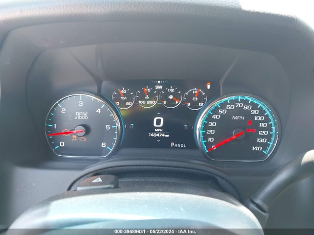 Chevrolet Suburban Premier 2018 1GNSCJKC9JR200196 Image 7