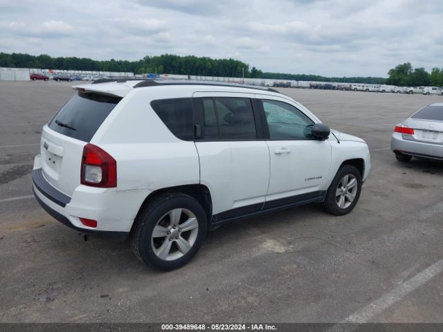 1C4NJDBB5GD713813 Jeep Compass Sport