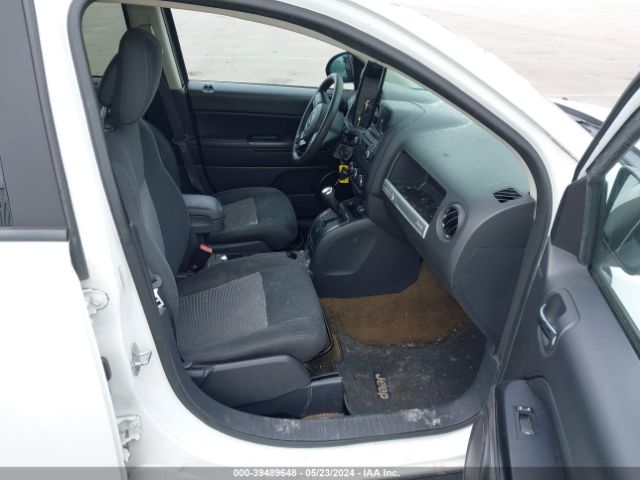 1C4NJDBB5GD713813 Jeep Compass Sport