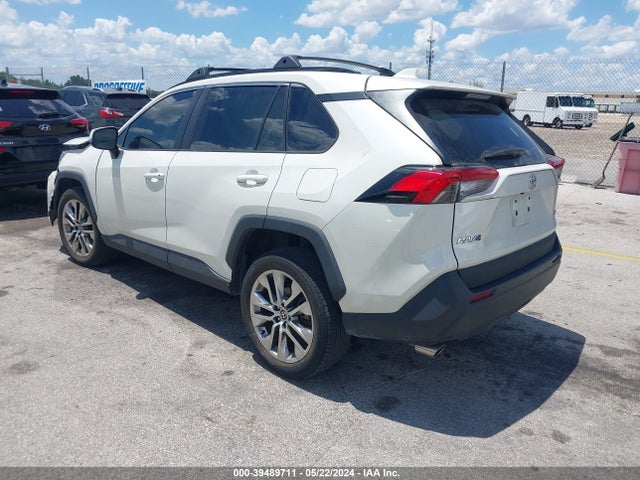 Toyota Rav4 Xle Premium 2021 2T3C1RFV8MW172232 Image 3