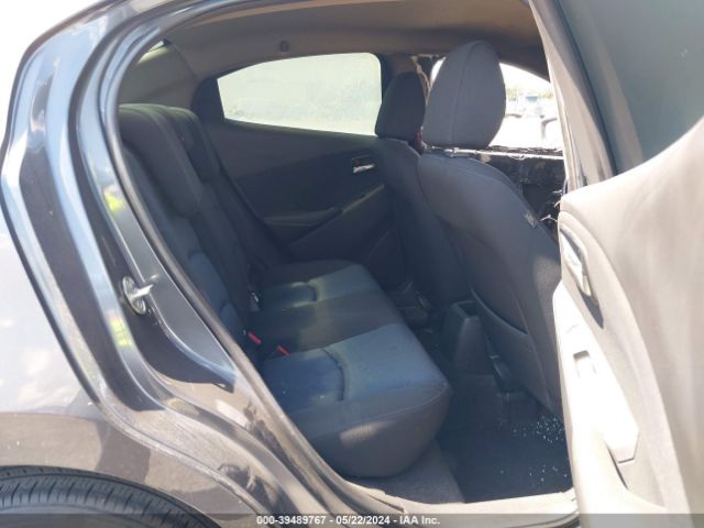 3MYDLBZV1GY113122 Scion IA