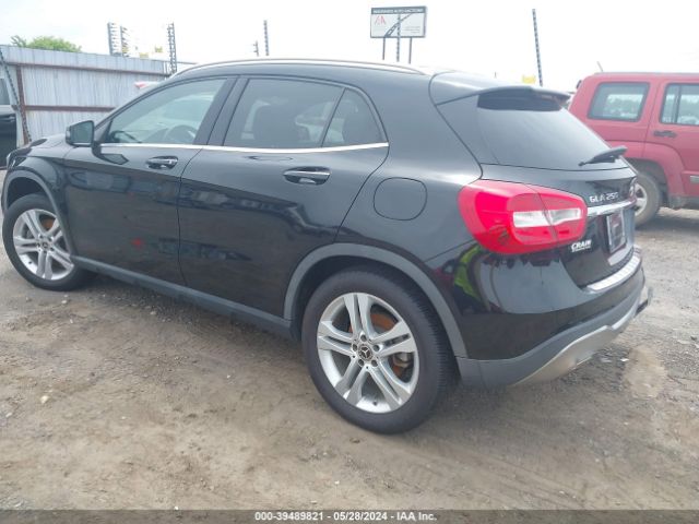 WDCTG4GB4KU020779 Mercedes-Benz Gla 250 4matic