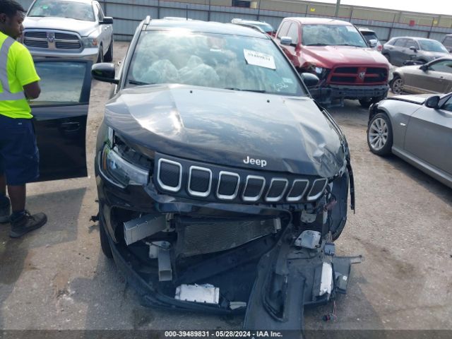 3C4NJCBB9NT156566 Jeep Compass Latitude Fwd