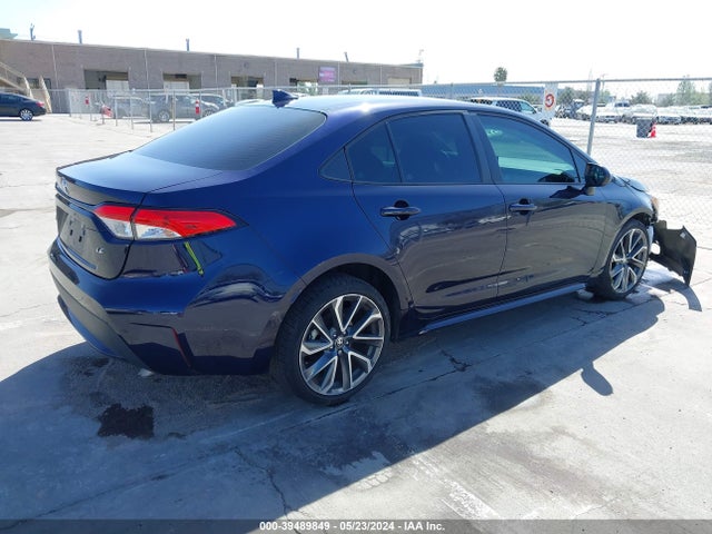 Toyota COROLLA LE 2022 5YFEPMAE5NP324240 Image 4