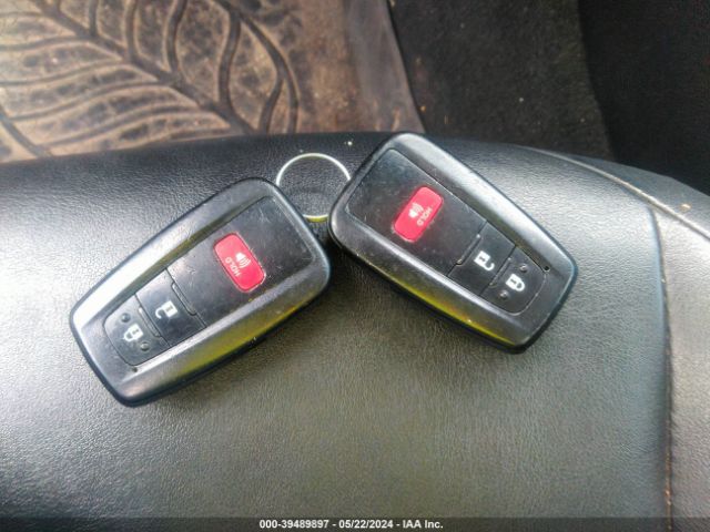 JTDKARFU9G3510439 Toyota Prius Three Touring