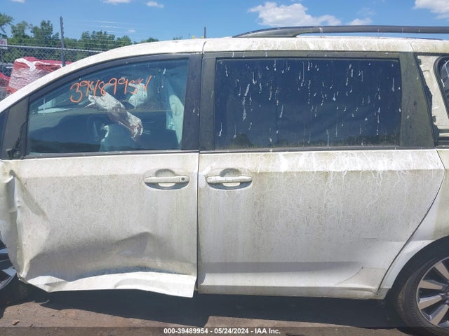 Toyota SIENNA LE 2020 5TDJZ3DCXLS236219 Image 14