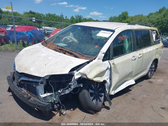 Toyota SIENNA LE 2020 5TDJZ3DCXLS236219 Image 2