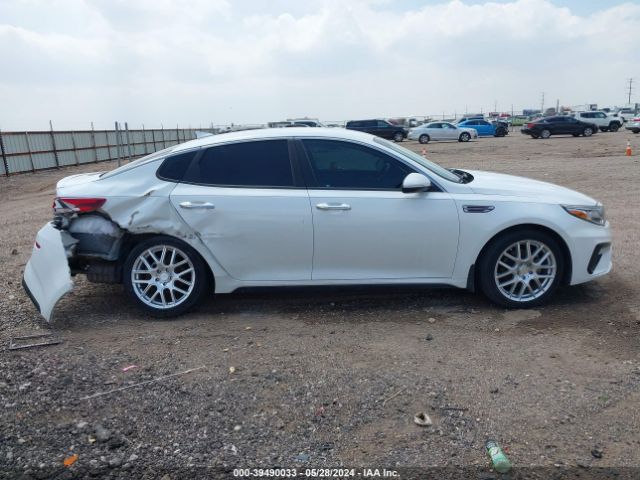 5XXGT4L39KG361232 KIA Optima S