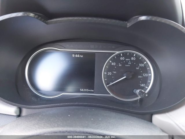 3N1CN8EV6ML826848 Nissan Versa Sv Xtronic Cvt