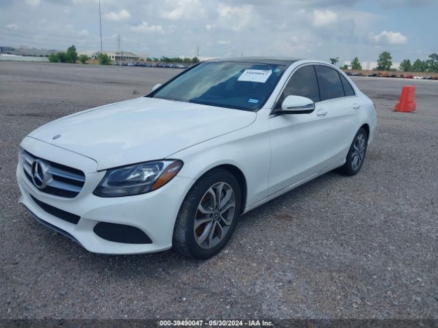 55SWF4JB5HU226773 Mercedes-Benz C 300 Luxury/sport