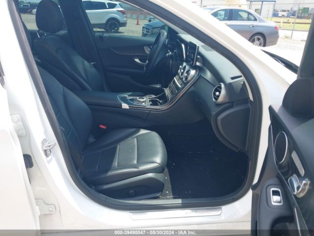 55SWF4JB5HU226773 Mercedes-Benz C 300 Luxury/sport
