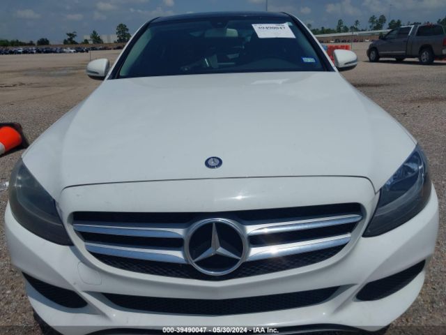 55SWF4JB5HU226773 Mercedes-Benz C 300 Luxury/sport