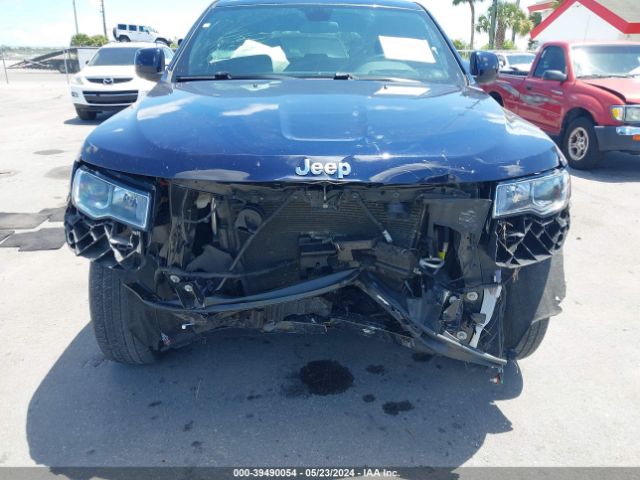 1C4RJEAG9JC338798 Jeep Grand Cherokee Laredo E 4x2