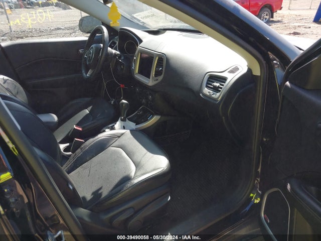 3C4NJDCB7KT761332 Jeep Compass High Altitude 4x4