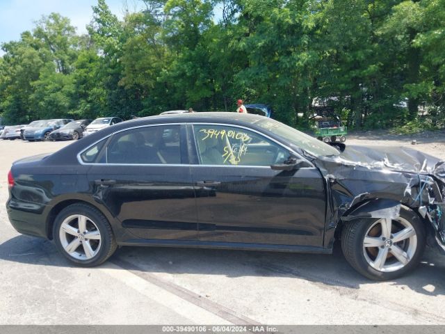 1VWAT7A32EC041133 Volkswagen Passat 1.8t Wolfsburg Edition