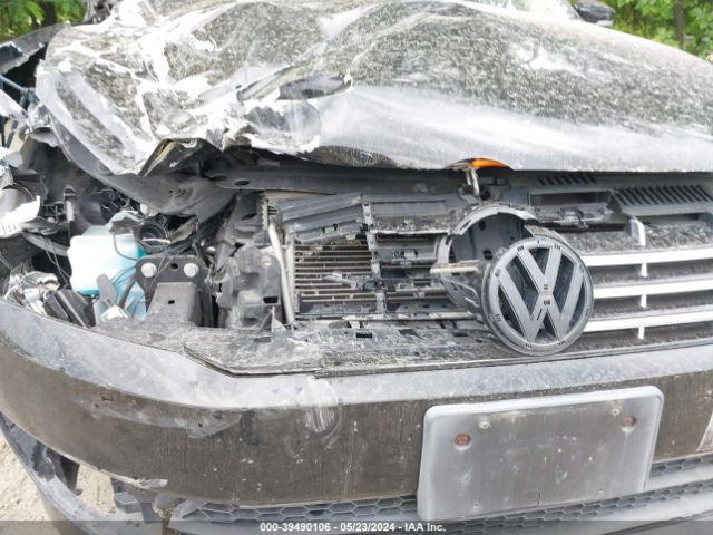 1VWAT7A32EC041133 Volkswagen Passat 1.8t Wolfsburg Edition