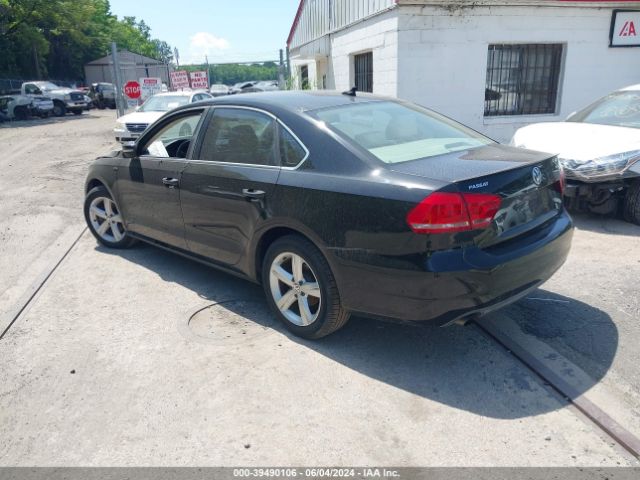 1VWAT7A32EC041133 Volkswagen Passat 1.8t Wolfsburg Edition