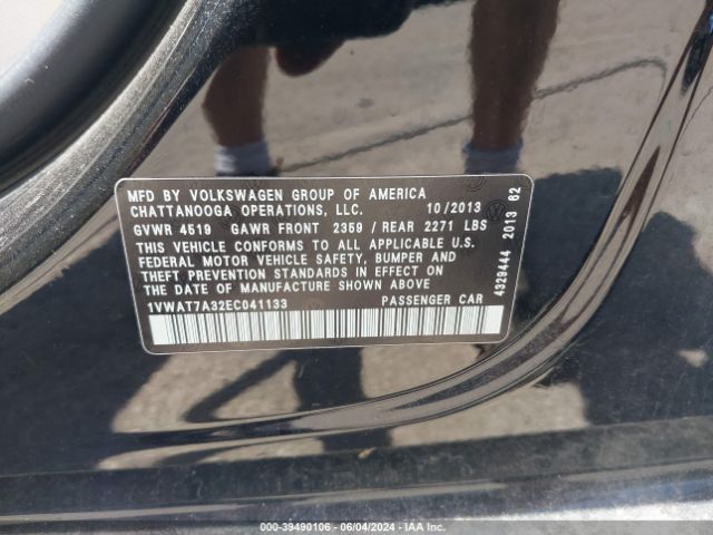 1VWAT7A32EC041133 Volkswagen Passat 1.8t Wolfsburg Edition