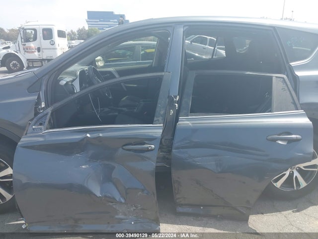 Toyota Rav4 Xle 2017 JTMWFREV5HD108135 Image 14