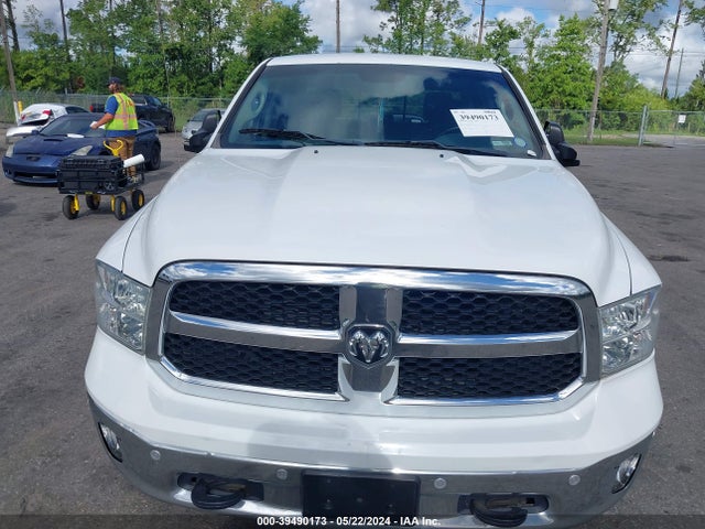 Продаж на аукціоні авто 2018 Ram 1500 Big Horn  4x4 5'7 Box, vin: 1C6RR7LM7JS277231, номер лоту: 39490173
