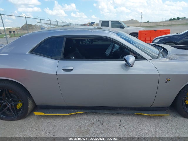 Dodge Challenger 392 Hemi Scat Pack Shaker 2016 2C3CDZFJ7GH299941 Image 12