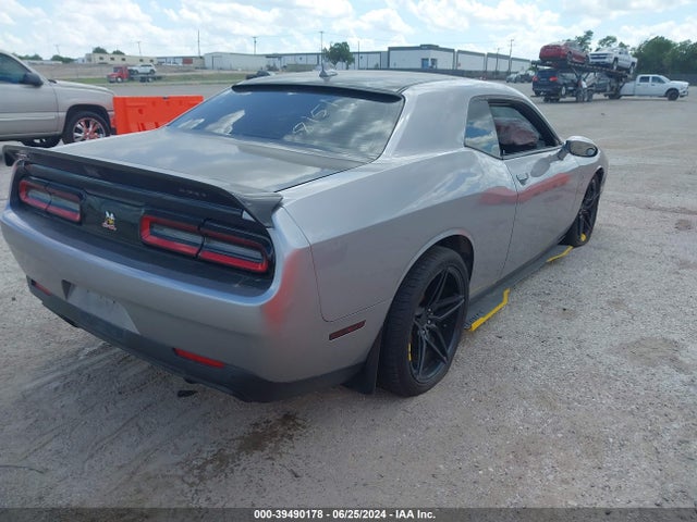 Dodge Challenger 392 Hemi Scat Pack Shaker 2016 2C3CDZFJ7GH299941 Image 4