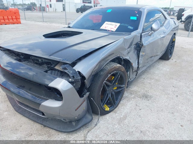 Dodge Challenger 392 Hemi Scat Pack Shaker 2016 2C3CDZFJ7GH299941 Image 6
