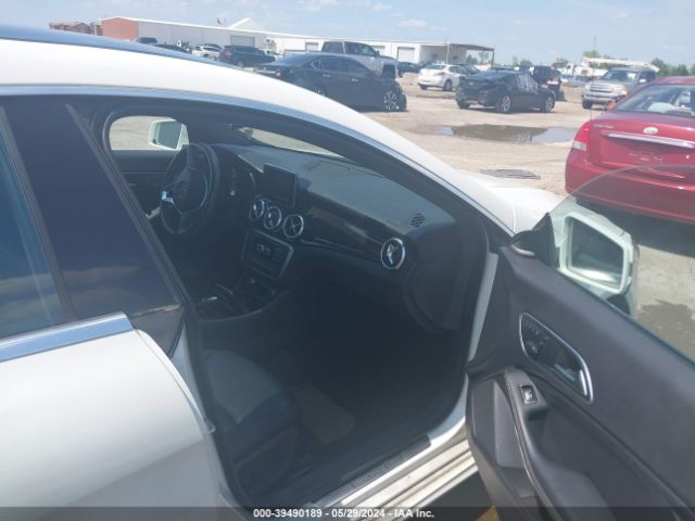WDDSJ4EB7EN123768 Mercedes-Benz CLA 250