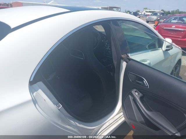 WDDSJ4EB7EN123768 Mercedes-Benz CLA 250